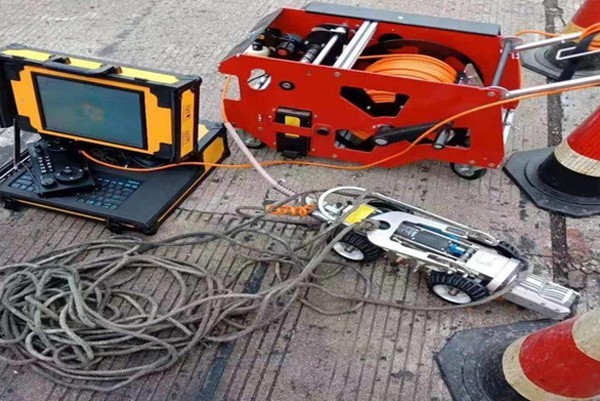 嘉善CCTV管道检测机器人